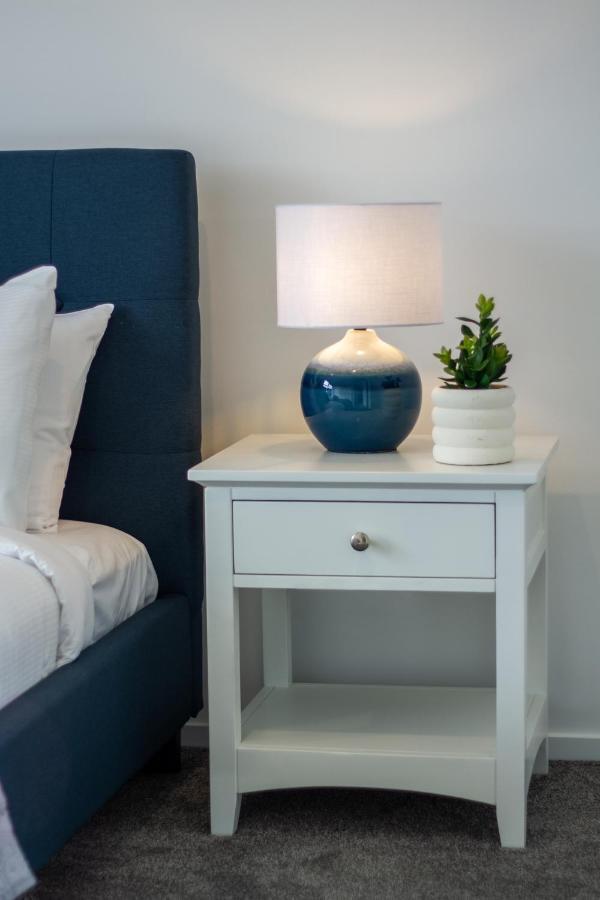 Two Bedroom, Two Bathroom Urban Oasis Christchurch Bagian luar foto