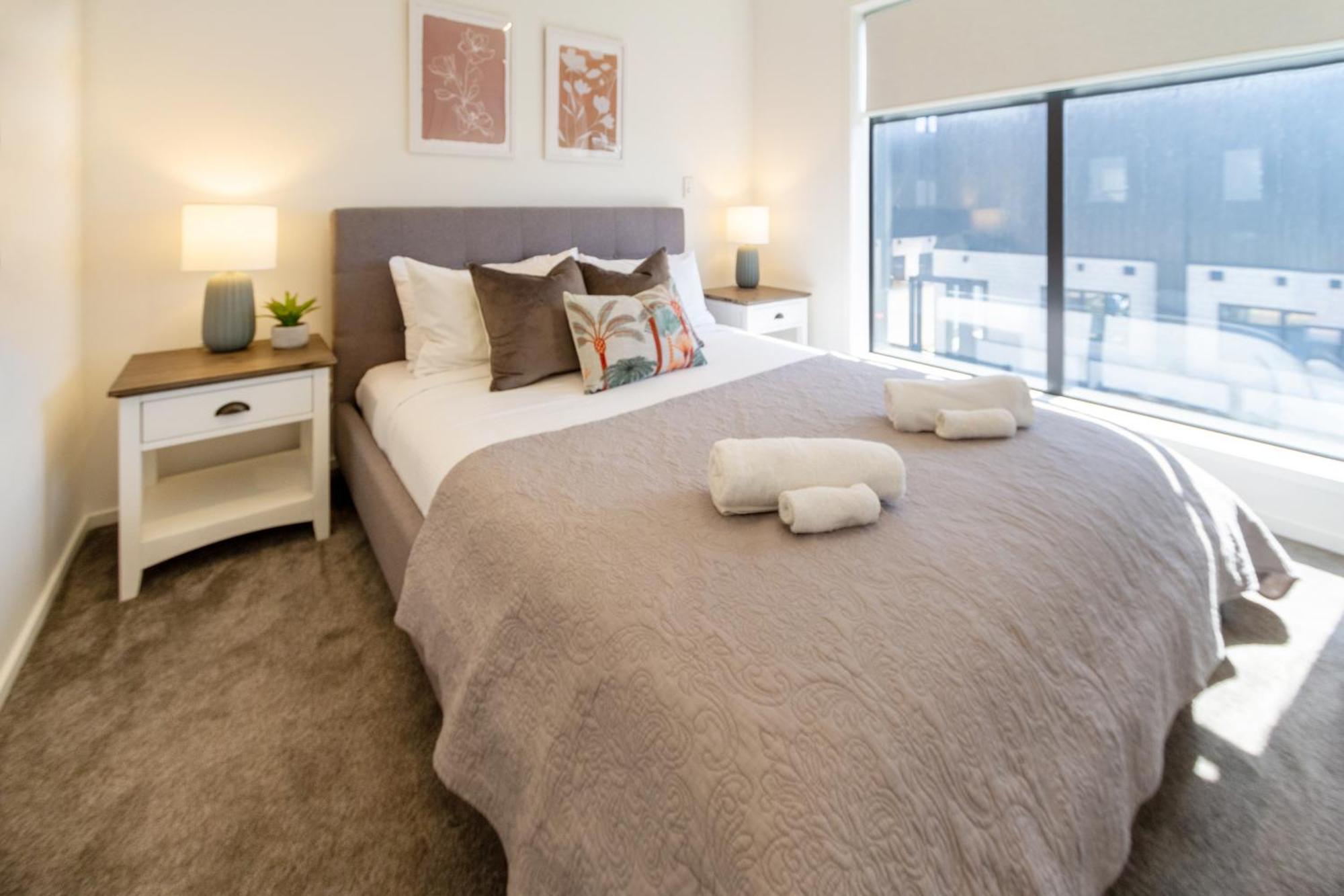 Two Bedroom, Two Bathroom Urban Oasis Christchurch Bagian luar foto