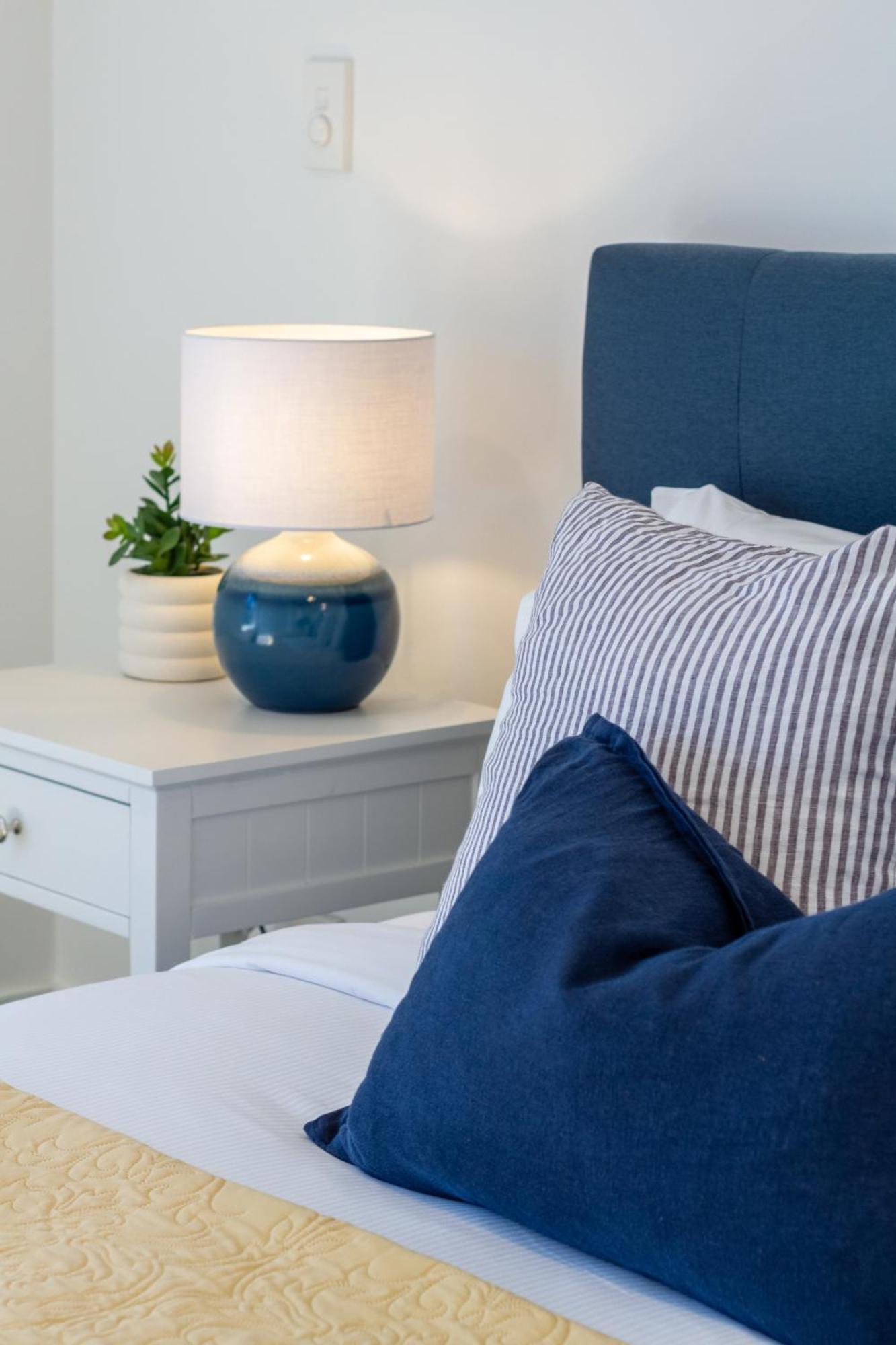 Two Bedroom, Two Bathroom Urban Oasis Christchurch Bagian luar foto
